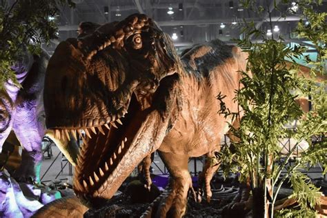 A Thrilling Jurassic Dinosaur Exhibition Is Thundering。